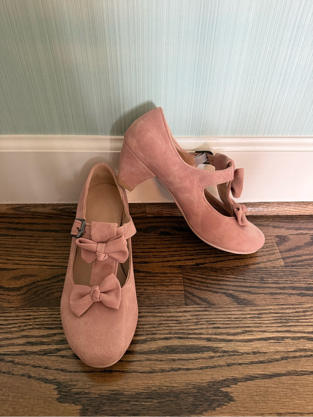 Pink heels